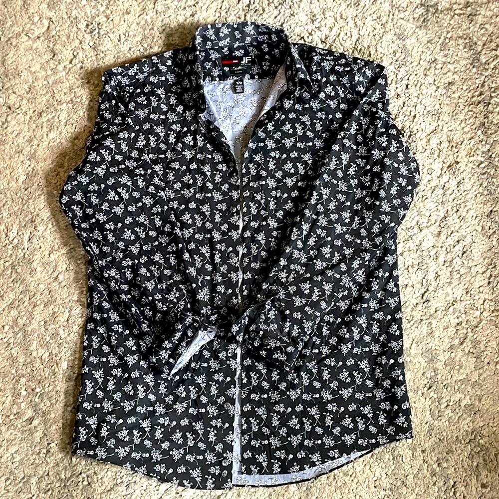 JF Ferrier Floral Button Up